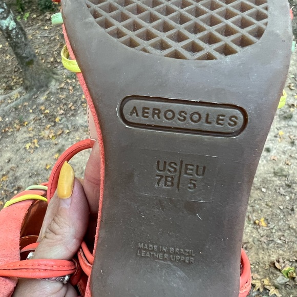 AEROSOLES Colorful Suede Strappy Kitten Heels 7B - Picture 12 of 12